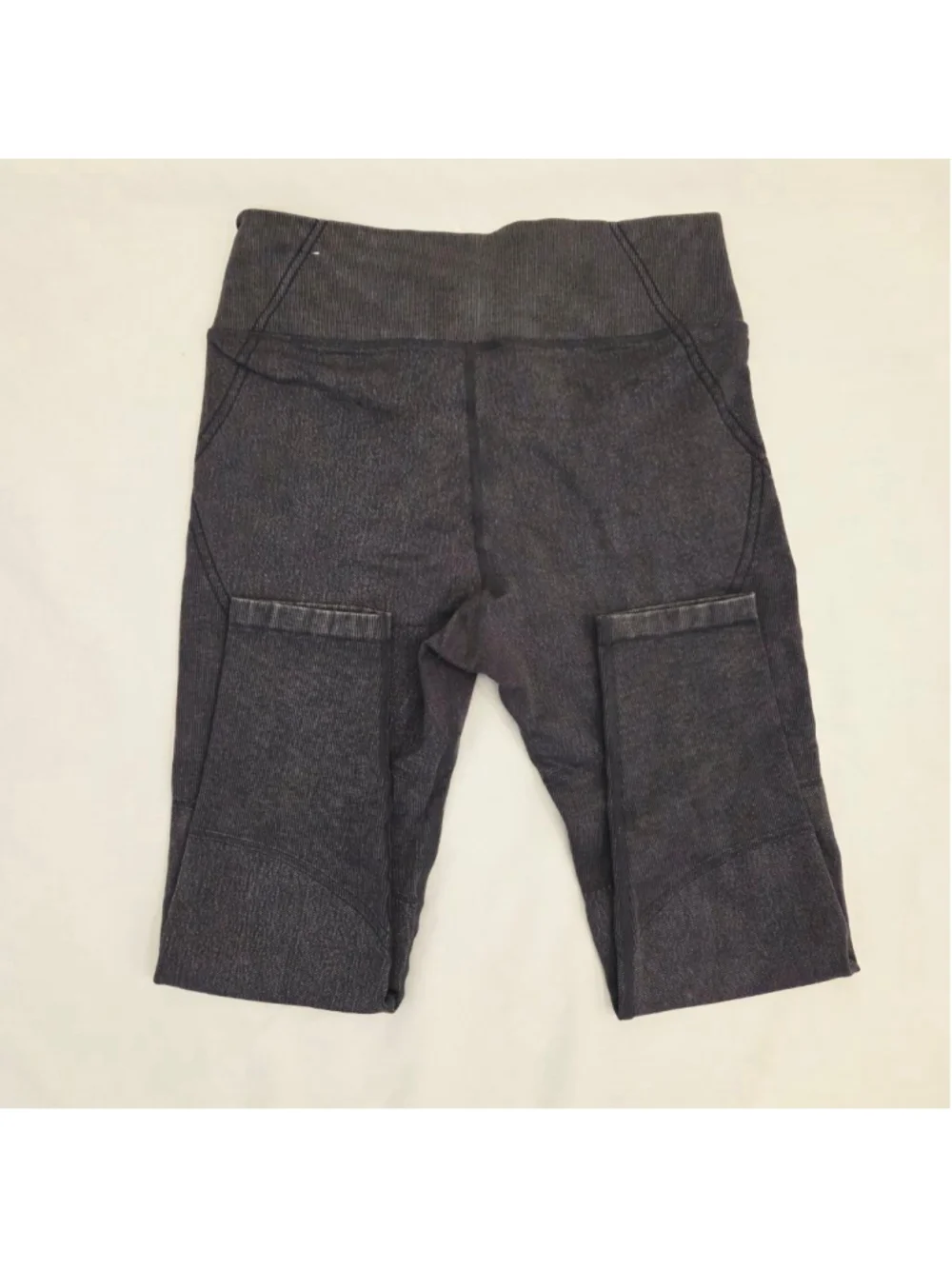 OFFLINE by Aerie Gray cropped high waist Leggings size Large - Picture 2 of 4